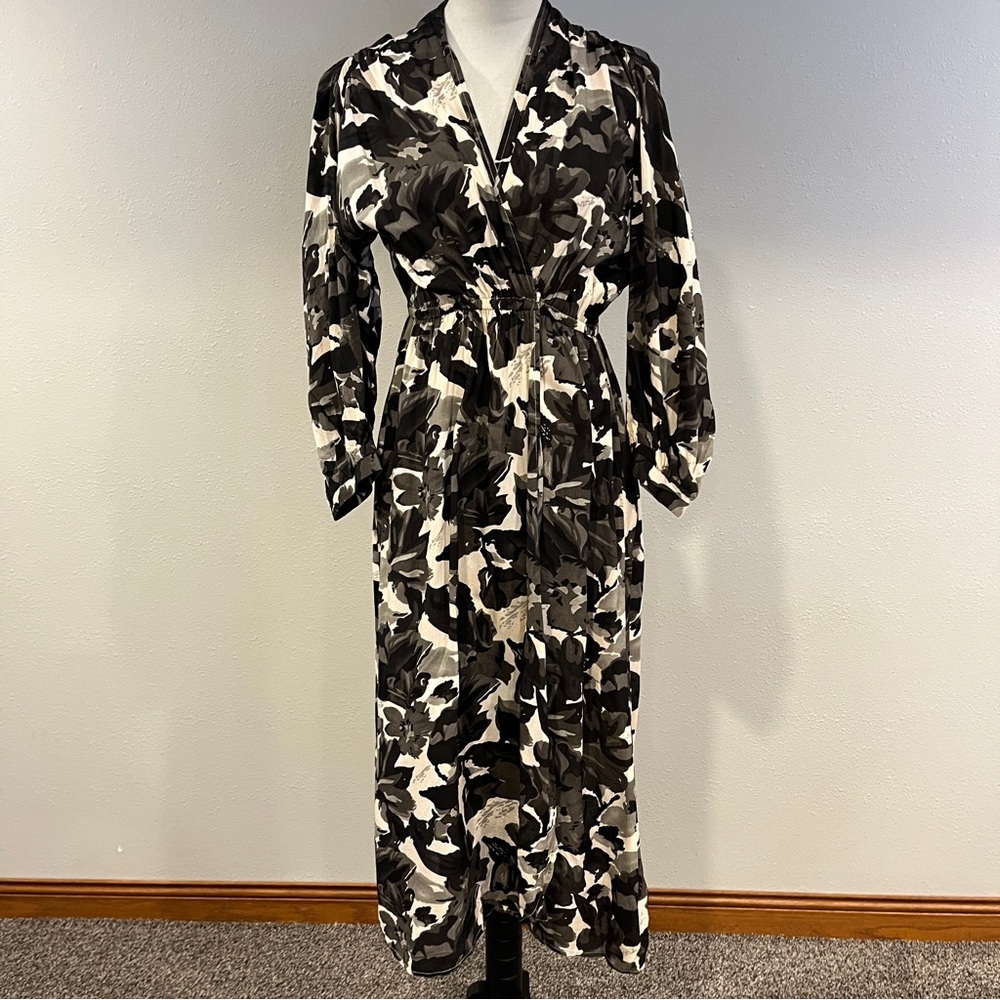 Panache‎ Dresses | Panache Wrap Around Snap in Front Dress